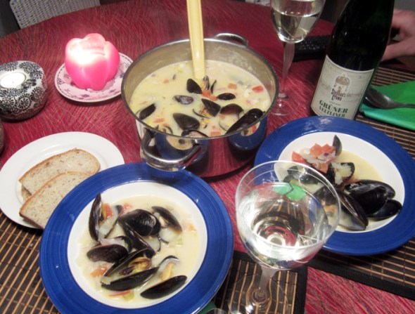 LOHTURUOKANA SINISIMPUKOITA