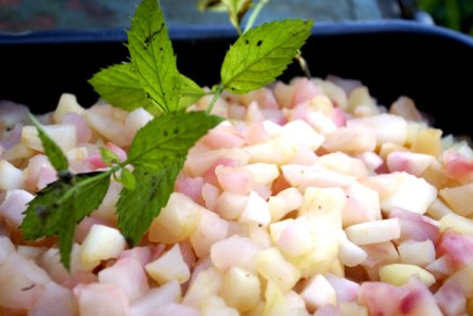 vaaleanpunaista omenasosetta