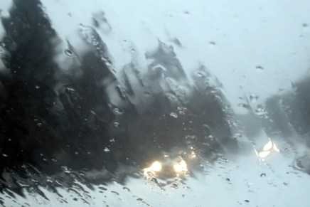 seikkailu räntäsateessa