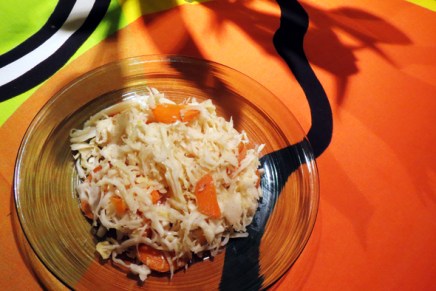 kaalisalaattia talon tapaan