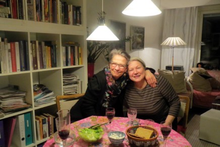 taiteilijasiskoja kylässä