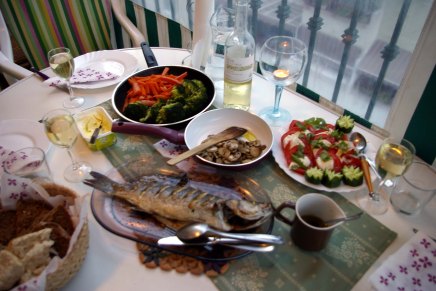 merikalaa ja kasviksia