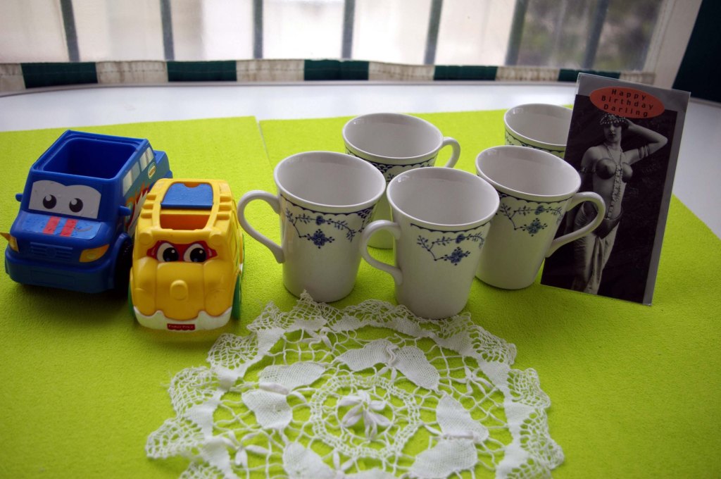 TÄLLAISIA AARTEITA LÖYTYI SATEISELTA KIRPPARILTA