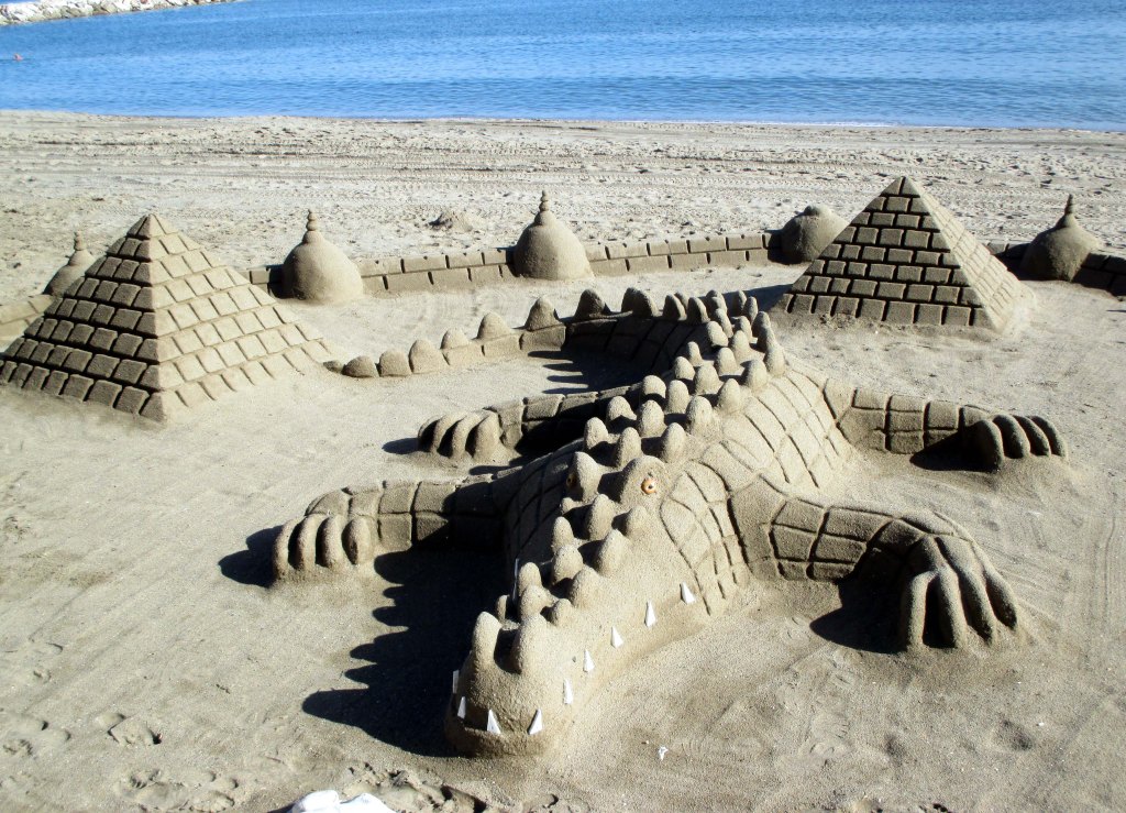 KROKOTIILI FUENGIROLAN RANNALLA