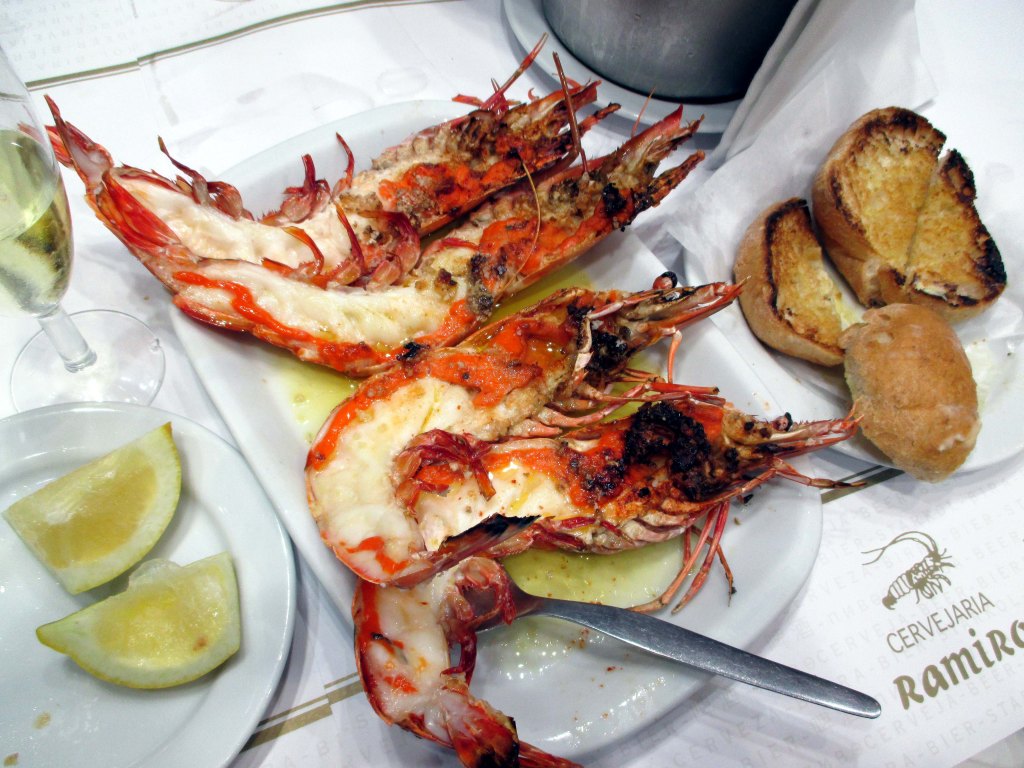 GRILLATTUJA TIIKERIRAPUJA