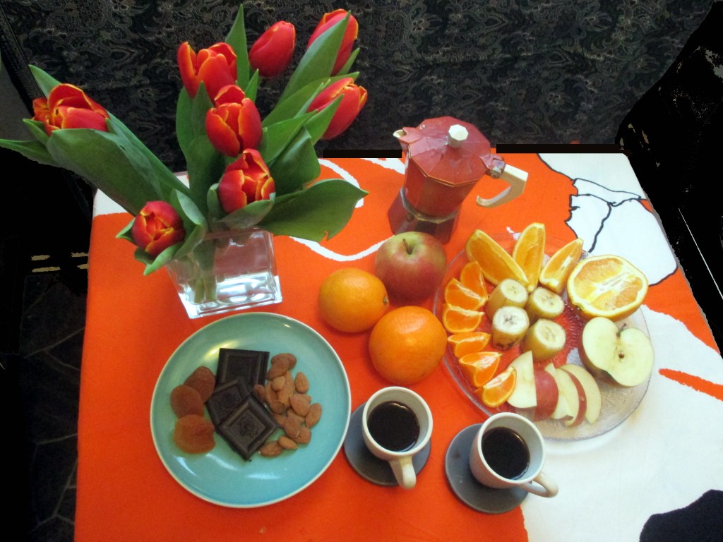 VÄREJÄ HARMAASEEN TAMMIKUUHUN