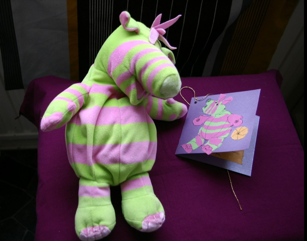 LAHJUKSIA ANNAN PIKKUMURULLE