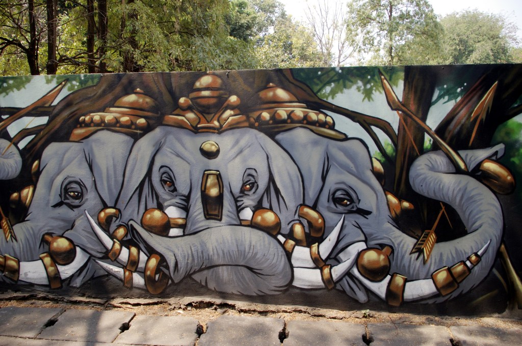 NORSUTEEMA JATKUI TEMPPELIN ULKOPUOLELLAKIN