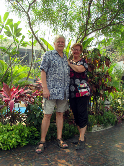 NÄKEMIIN TR RECIDENCE - ISÄNTÄ HALUSI OTTAA MEISTÄ LÄHTÖKUVAN