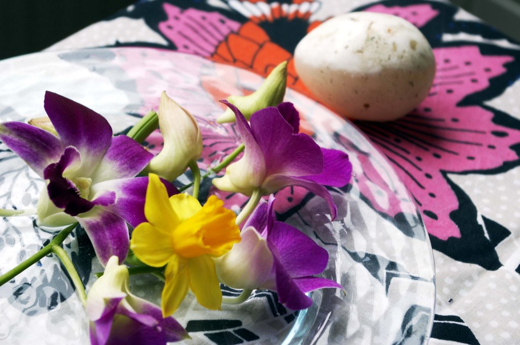 PÄÄSIÄISEN VÄREJÄ