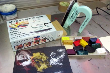 mehiläisvahataiteilua