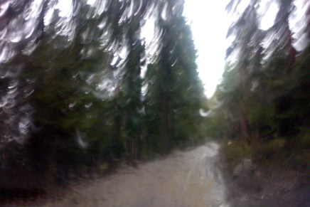 mökkikausi 2015 alkoi&nbsp;räntäsateessa