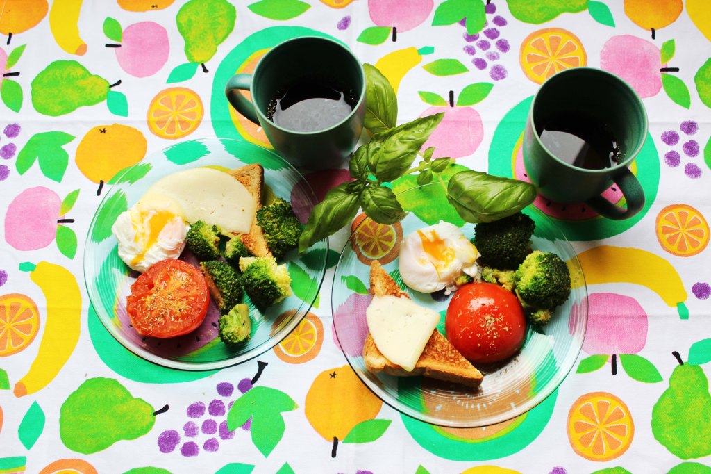 VÄRI-ILOA DIEETTIAAMIAISELLA