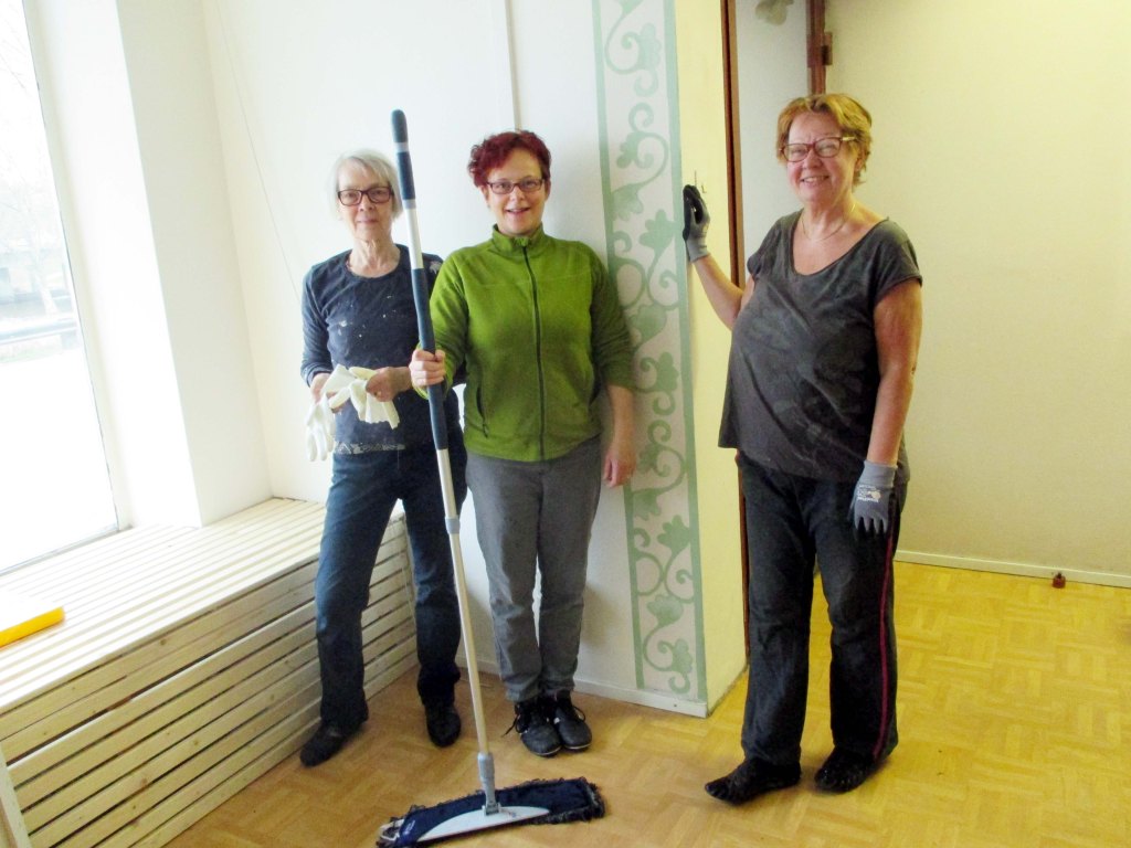 ISKURYHMÄ ULLA, PETRA JA LEENA VALMIINA HOMMIIN