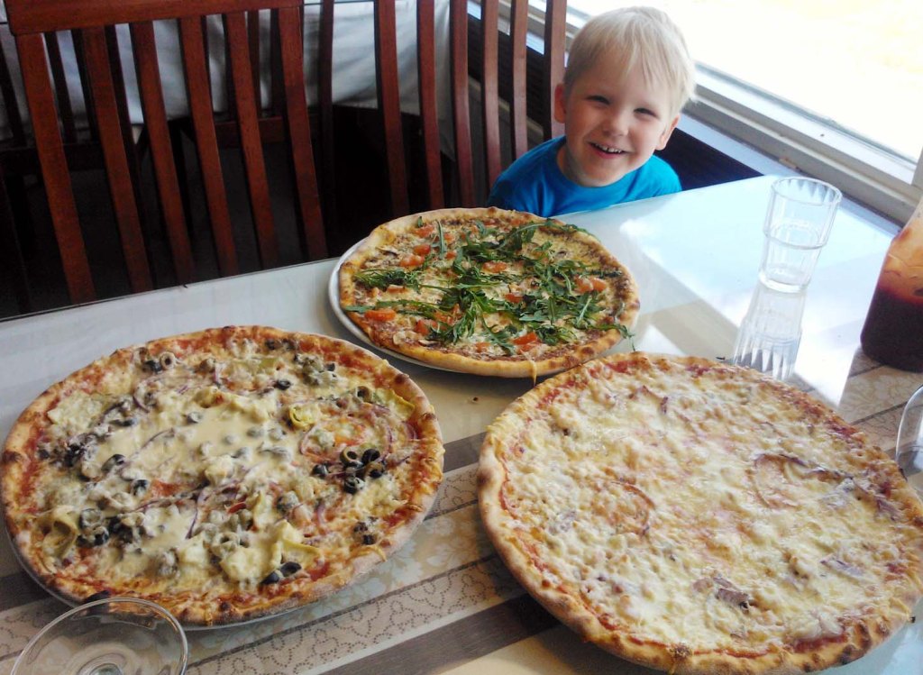 PEPINON HERKKUPIZZOJA 