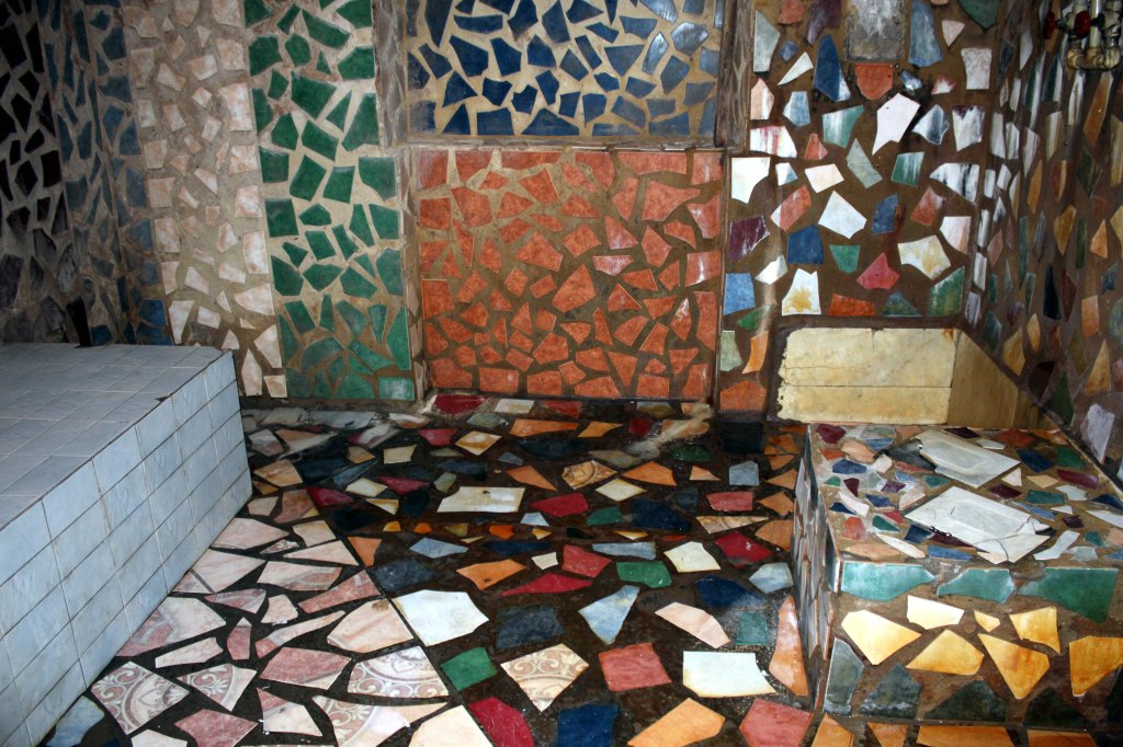 KYLPYLÄ TBILISISSÄ