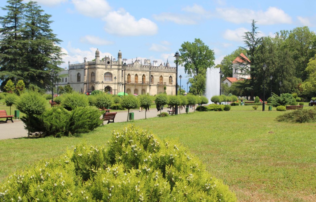 KREIVIN PALATSI ZUGDIDISSA