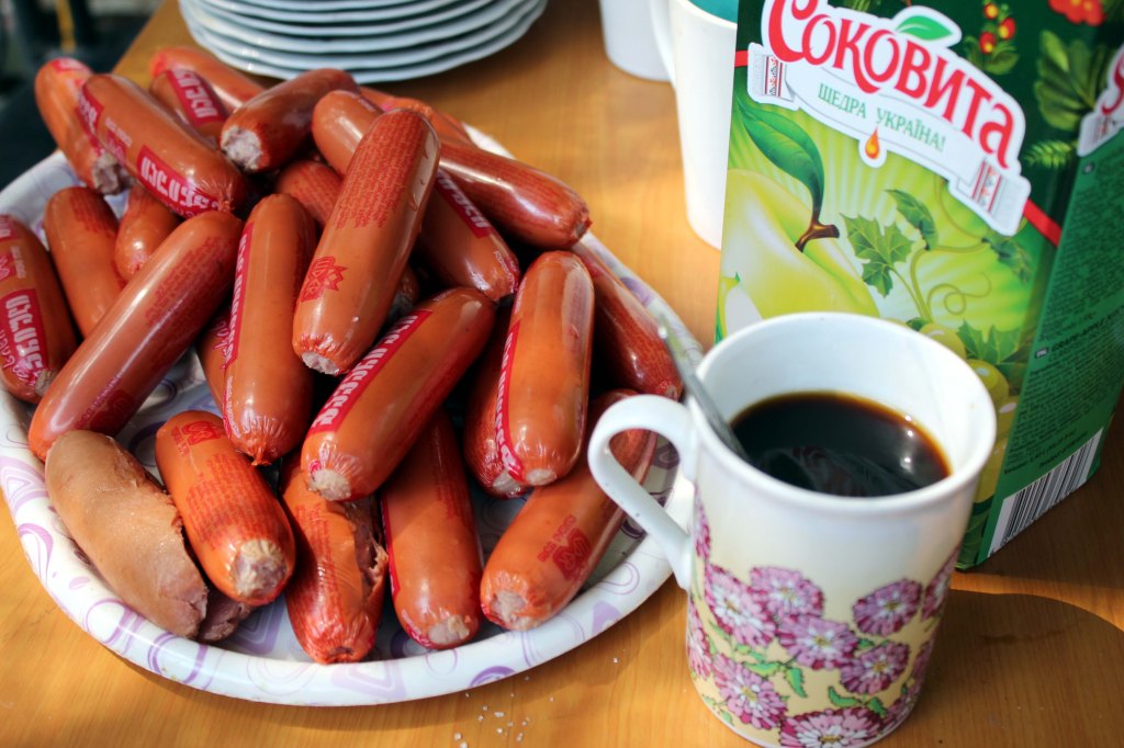 AAMUPALA LEON TAPAAN