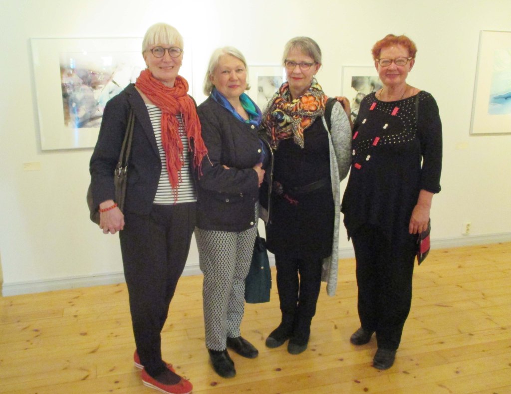 TAITEILIJASISKOT KAIJA, SEIJA, MARI JA LEENA