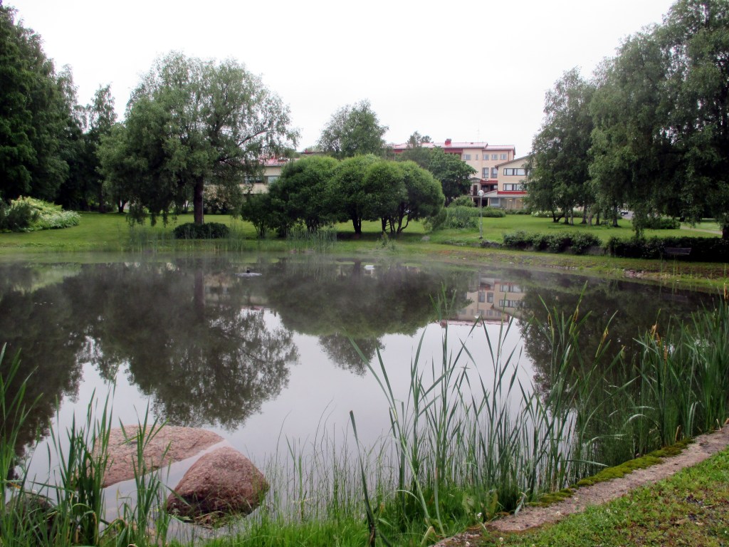 LAMMEN RANNALLA OLI HYVÄ PIIRUSTELLA