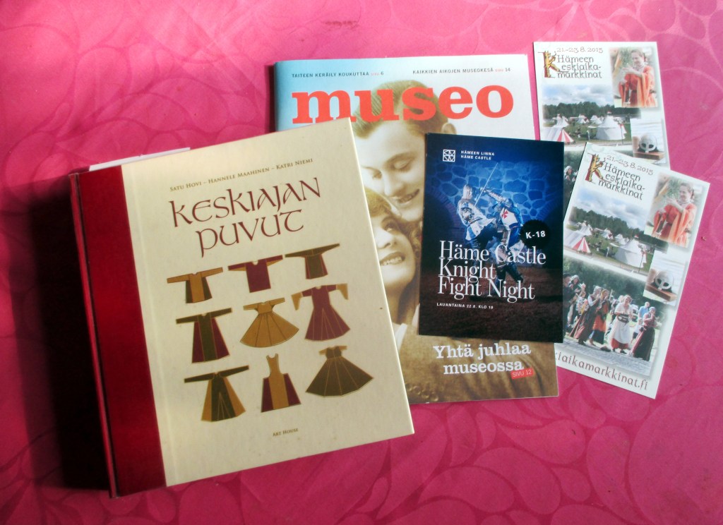 KESKIAIKATUNNELMISSA