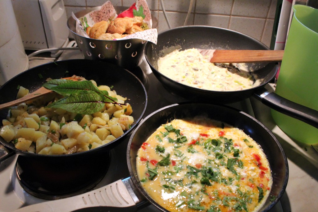 TARJOLLA TUKEVAA KOTIRUOKAA