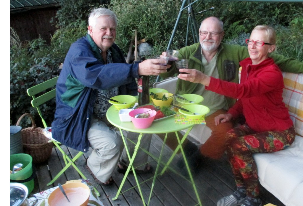 IMMO JA TERTTU MÖKKIVIERAINA