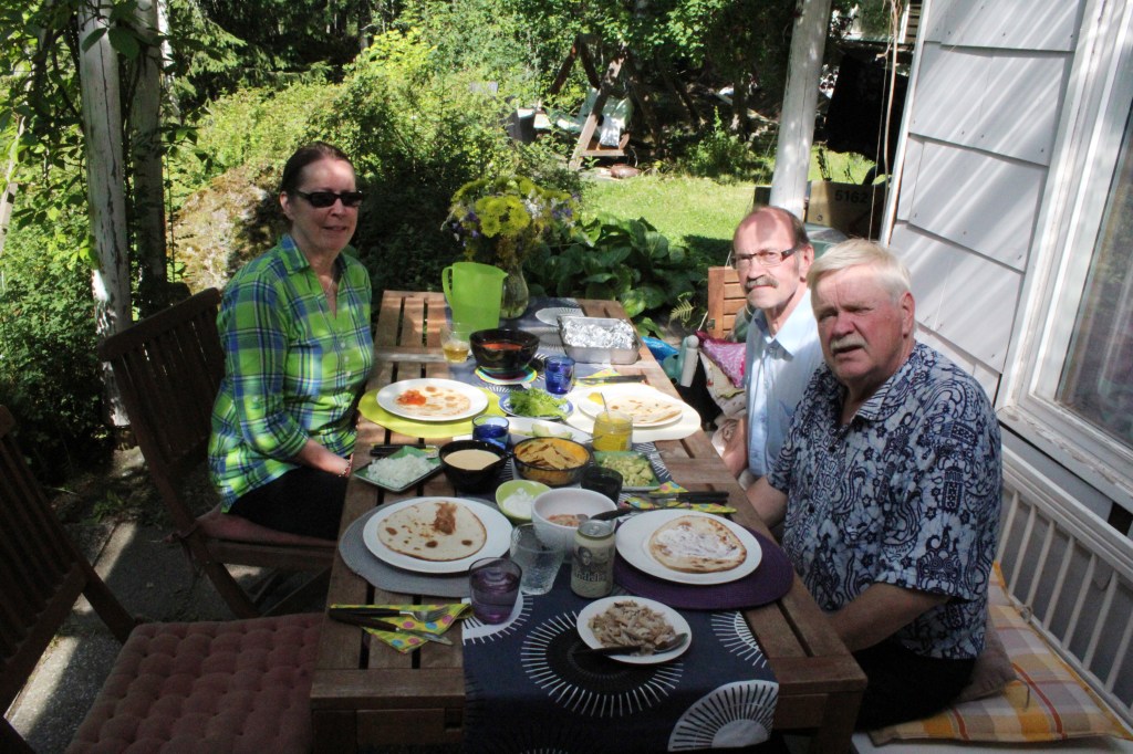 TEX-MEX KATTAUS LIILLE JA KAIZULLE