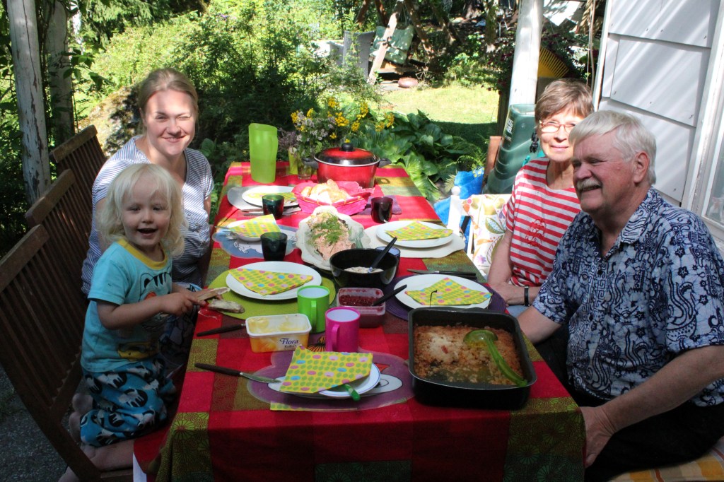 SAVUKALALOUNAS ULKOSALLA