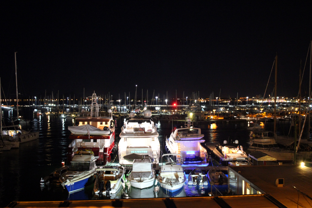 VANHAN KAUPUNGIN SATAMA