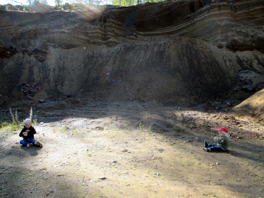 PILLIMEHUT MAISTUIVAT HIEKKAKUOPALLA