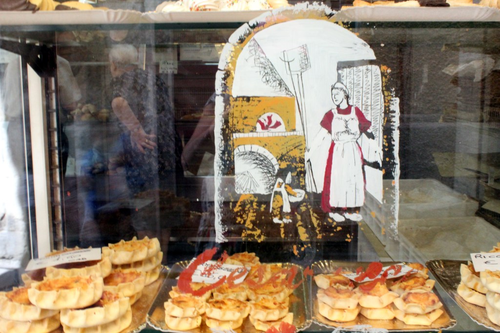 UUNITUORETTA LEIPÄÄ