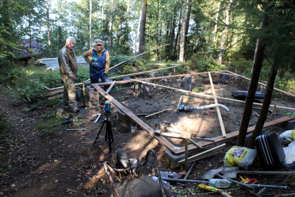 MIETINTÄTAUKO RAKENNUSTYÖMAALLA