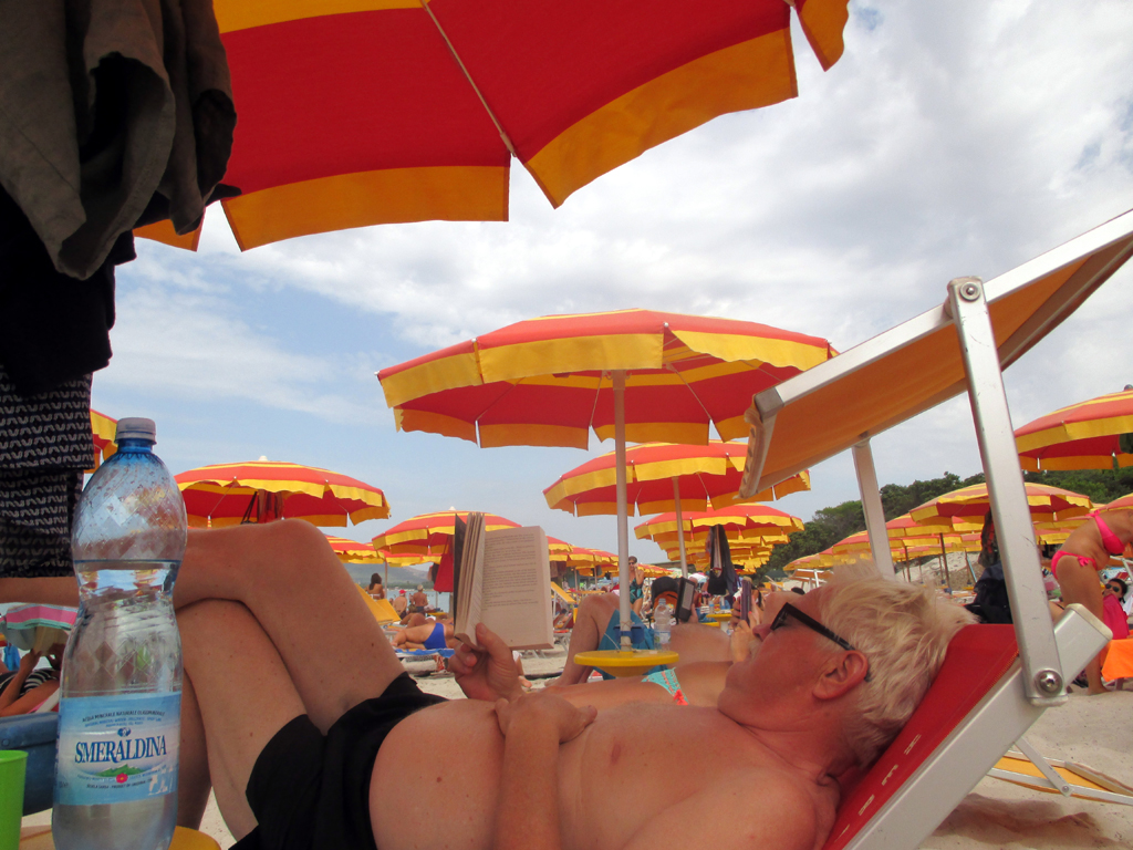 JUSSI LUKEE HANS KEPLERIN NUKKUMATTIA