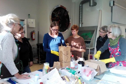 litografiaa opettajan johdolla