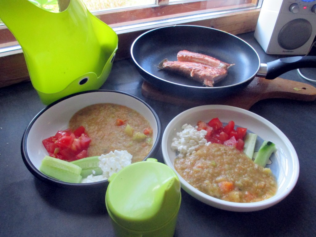 KEITTO MAISTUI PIKKUPOJILLE ULKOLEIKKIEN JÄLKEEN