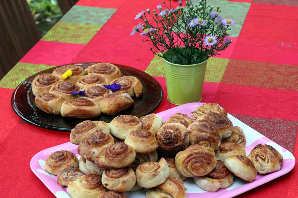 TUOREITA PULLIA TALKOOVÄELLE