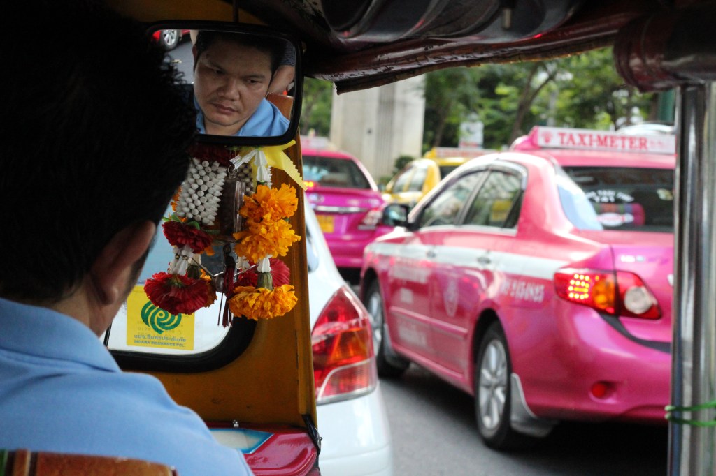 TUK-TUKILLA LIIKENTEEN SEASSA