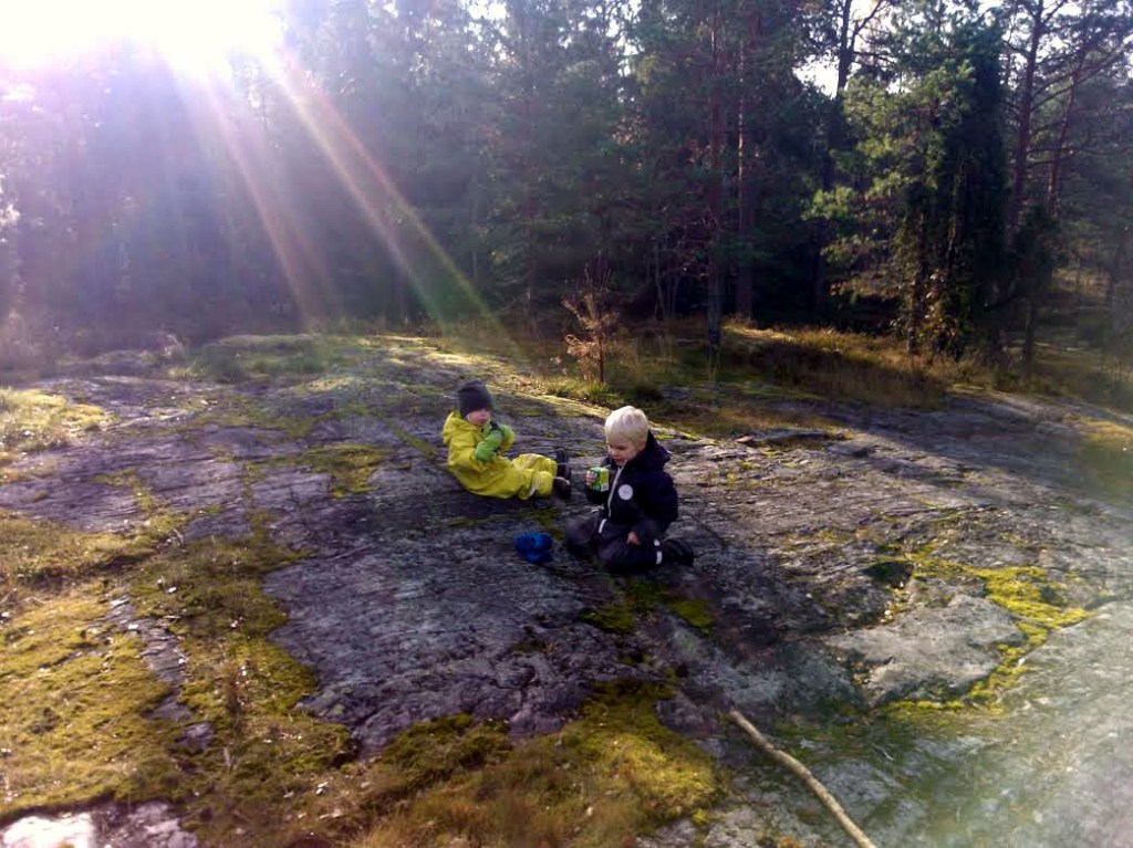 HUIPULLA PILLIMEHUT MAISTUIVAT