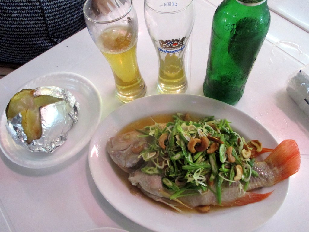 KALA OLI MEHEVÄ JA THAIMAUSTEINEN