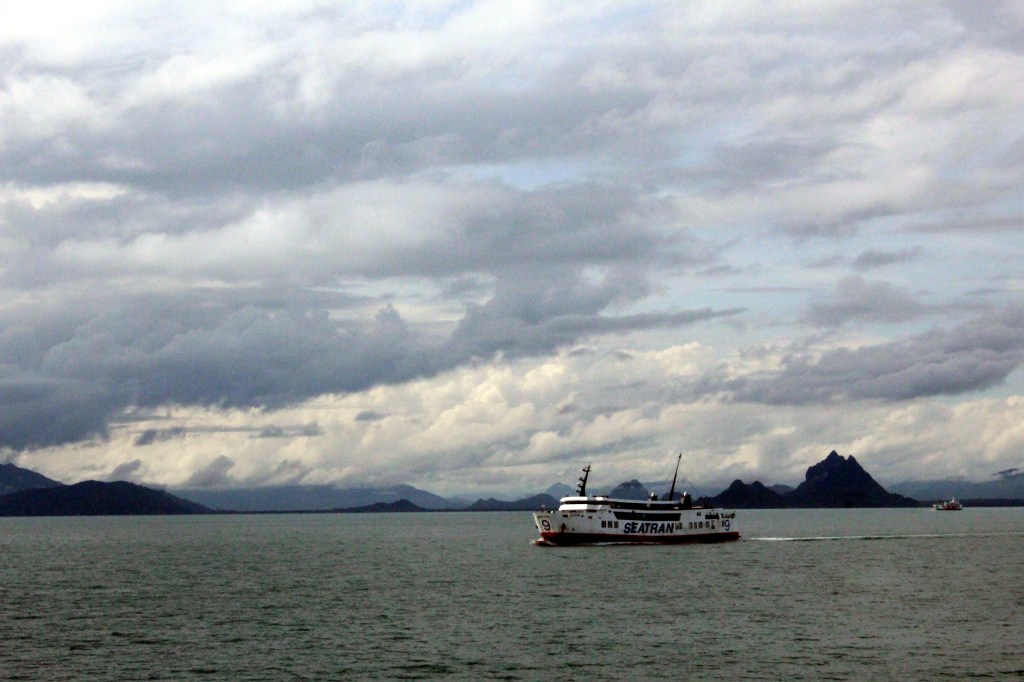FERRY KOH SAMUILTA DON SAKIIN