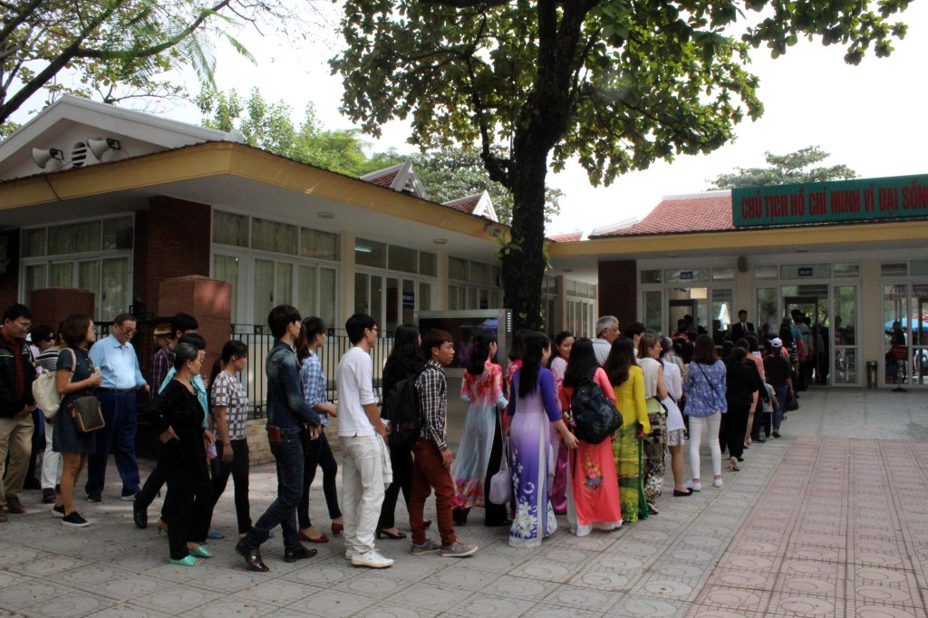 HO TSI MINHIN MAUSOLEUMILLE OLI KILOMETRIEN MITTAINEN JONO