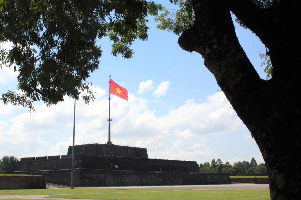 HUEN MAAMERKKI - LIPPUTORNI