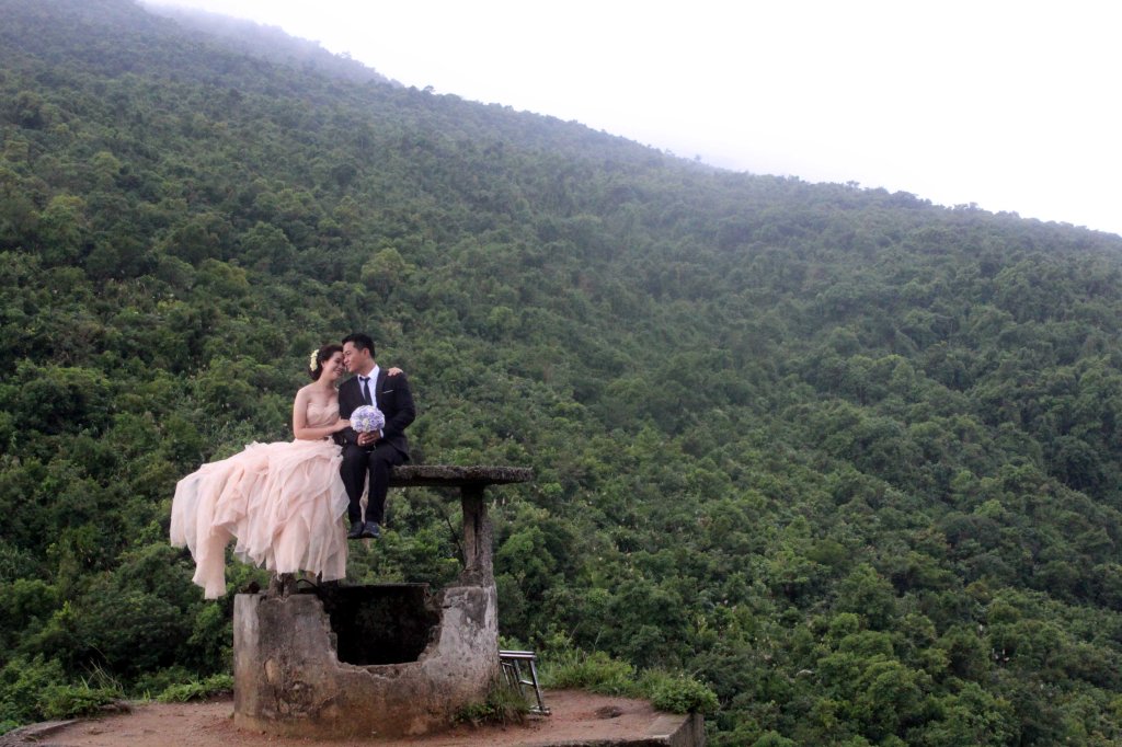 VOIKO ROMANTTISEMPAA HÄÄKUVAPAIKKAA KEKSIÄ