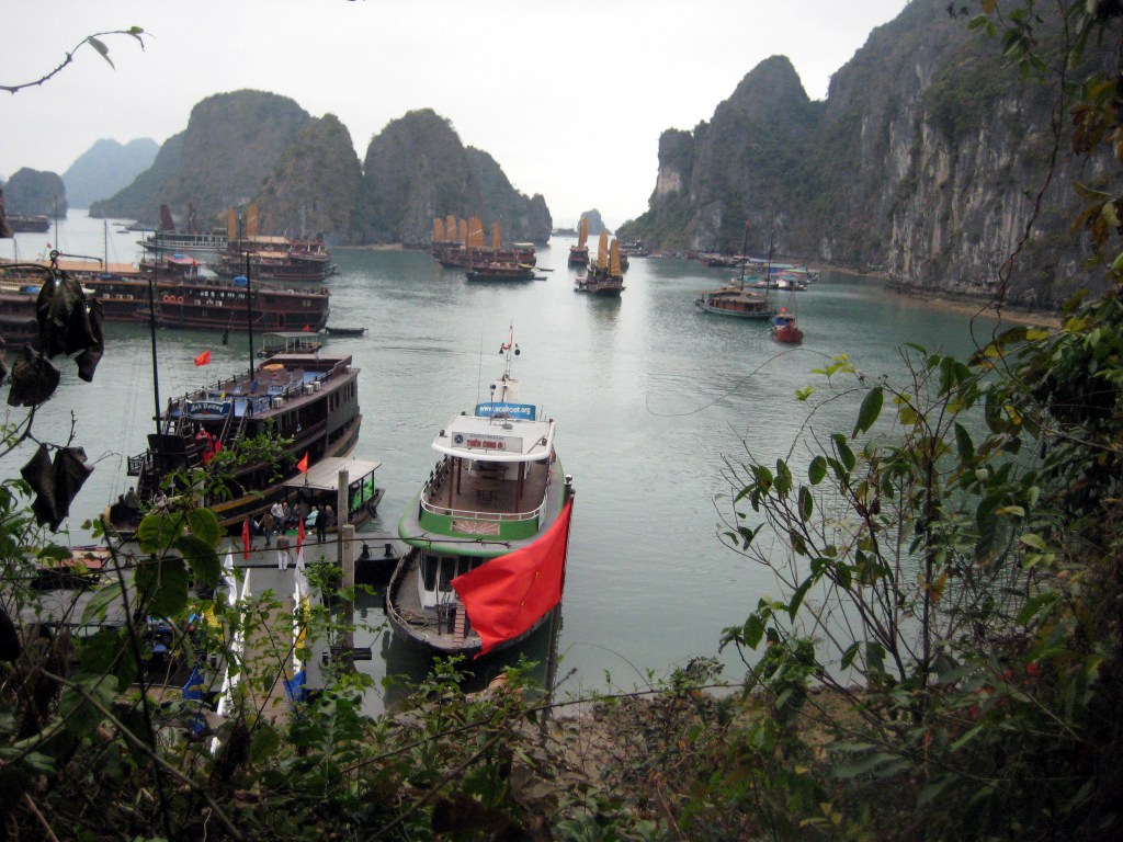 DZONKKEJA TIPPUKIVILUOLIEN EDUSTALLA