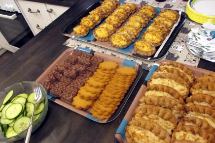 grafiikkakortteja ja tarot-ennustuksia