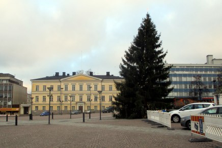 valopilkkuja loppuvuoden pimeydessä