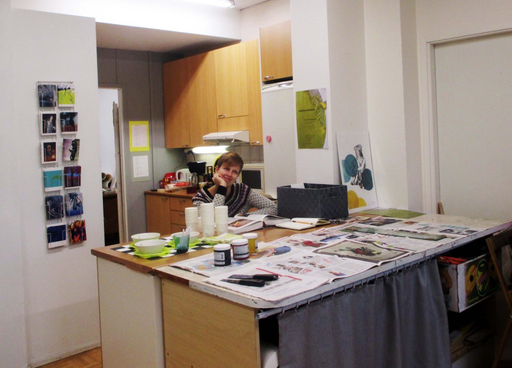 KUKKA ODOTTELI KÄVIJÖITÄ