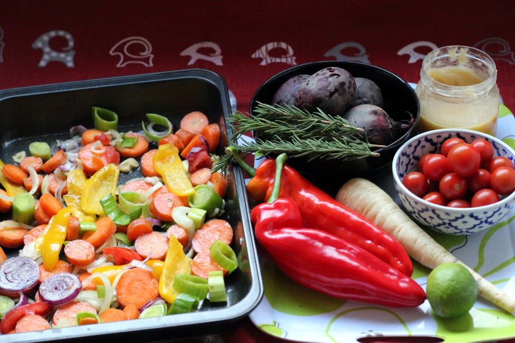 ROSMARIININTUOKSUISTA JUURESVUOKAA