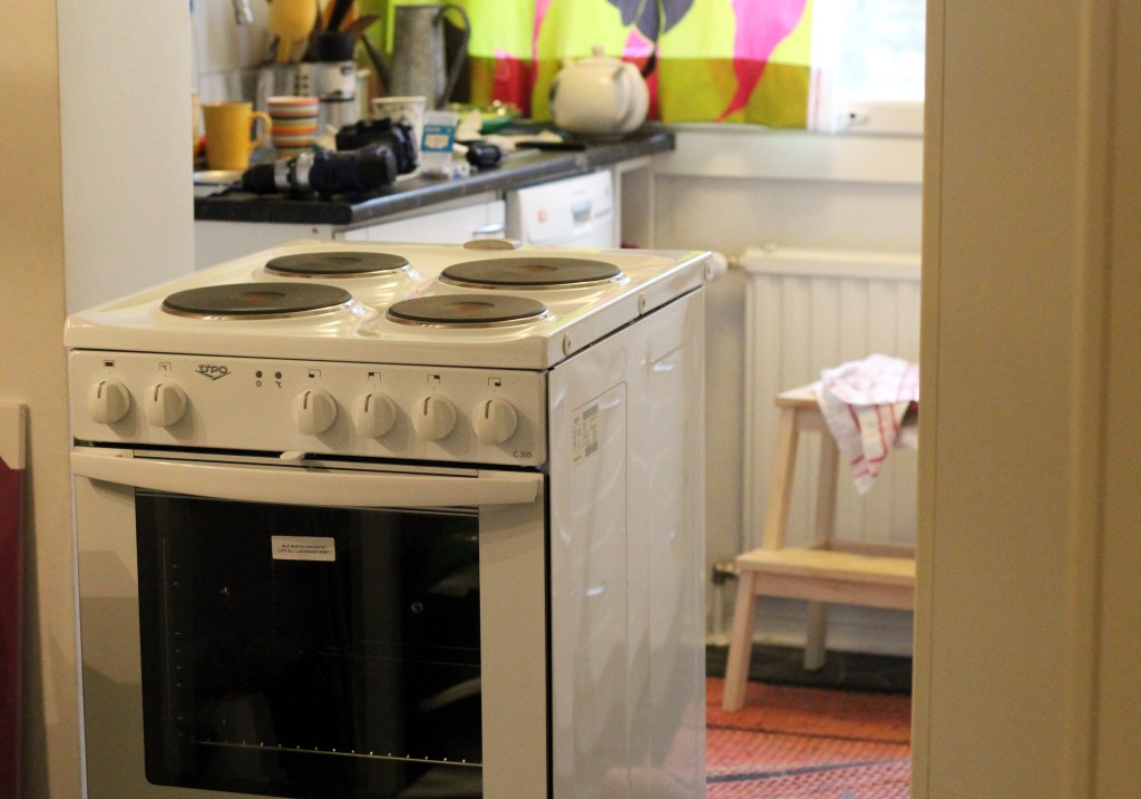 UUSI HELLA KANNETTIIN KESKELLE KEITTIÖTÄ